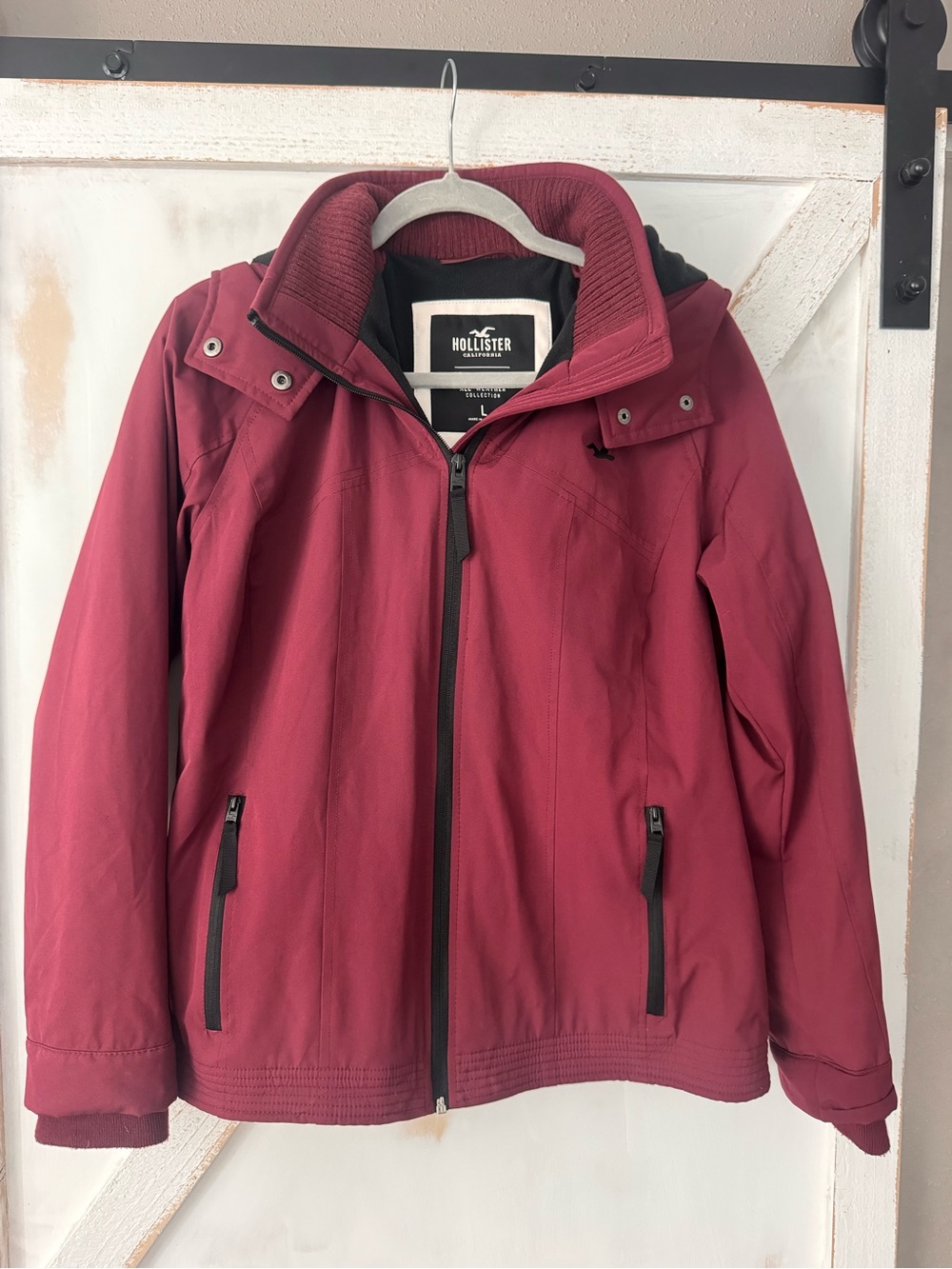 Hollister Men’s Burgundy Hooded Jacket